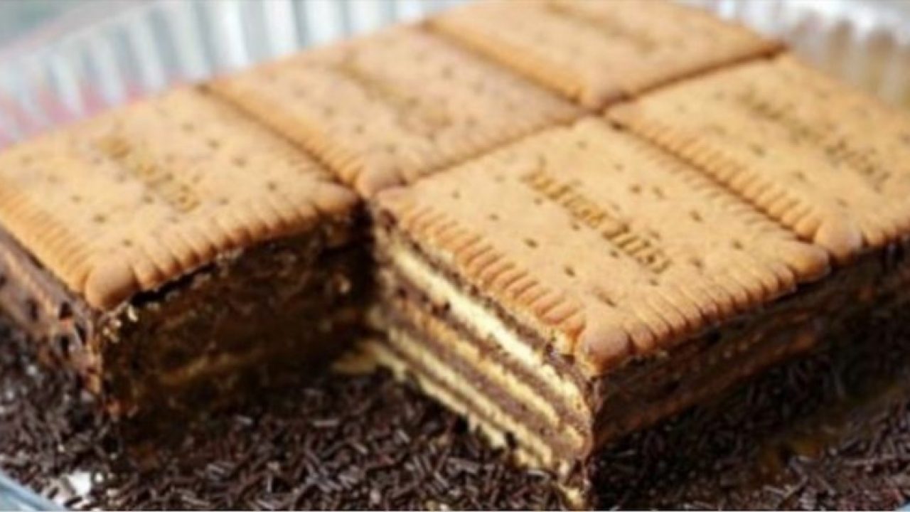 Un Delicieux Souvenir D Enfance Le Gateau Courant Familial Allo Astuces Votre Carnet De Recettes Recettes Faciles