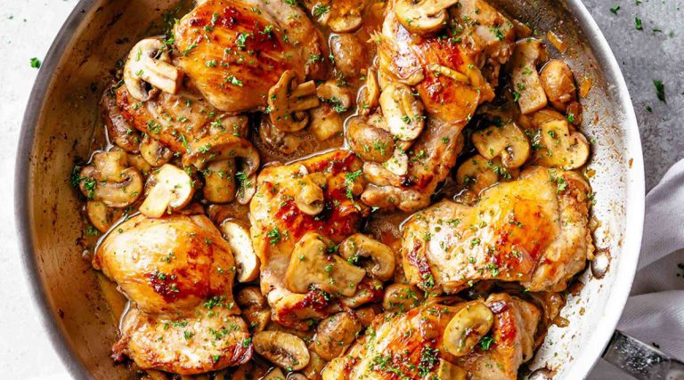 Recette minceur Délicieuses cuisses de poulet à l’ail et aux champignons