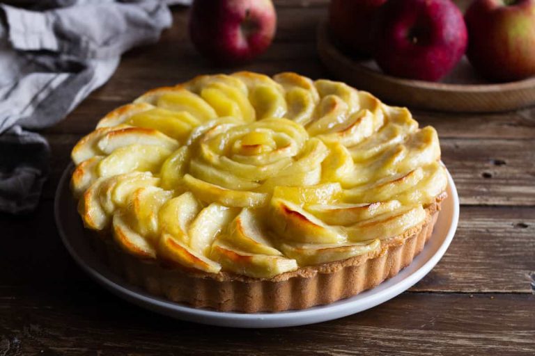 Tarte aux pommes à la crème