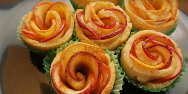 Une rose feuilletée aux pommes...Un dessert qui arrive juste au bon moment