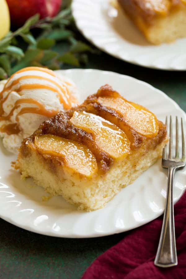 Gateau Renverse Aux Pommes Avec Des Saveurs Sucrees De Cannelle Et De Caramel Allo Astuces Votre Carnet De Recettes Recettes Faciles