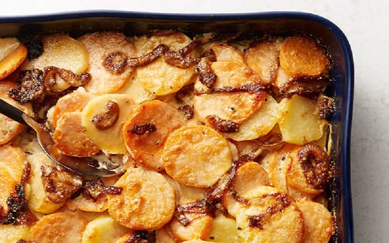 Gratin de patates douces et oignons caramélisés