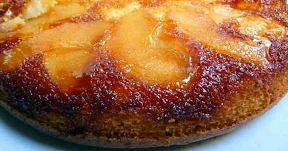 Gateau Au Yaourt Et Aux Pommes Caramelisees Allo Astuces Votre Carnet De Recettes Recettes Faciles