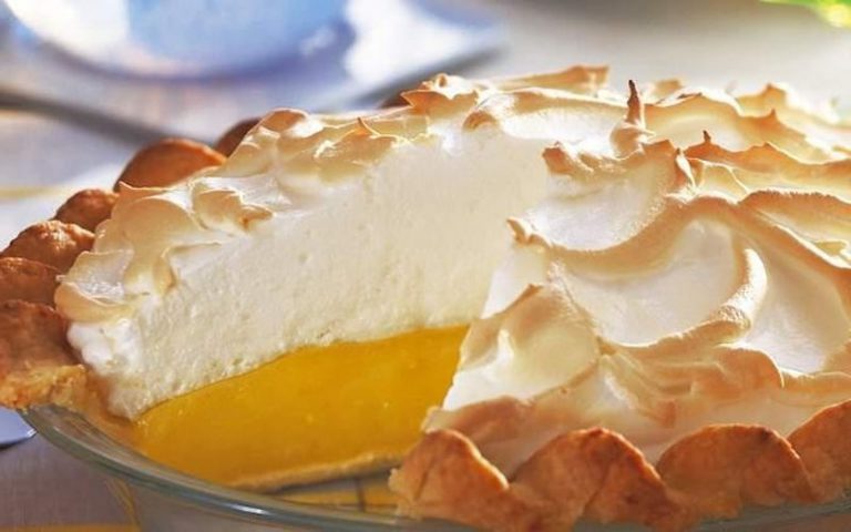 Tarte au citron meringuée classique