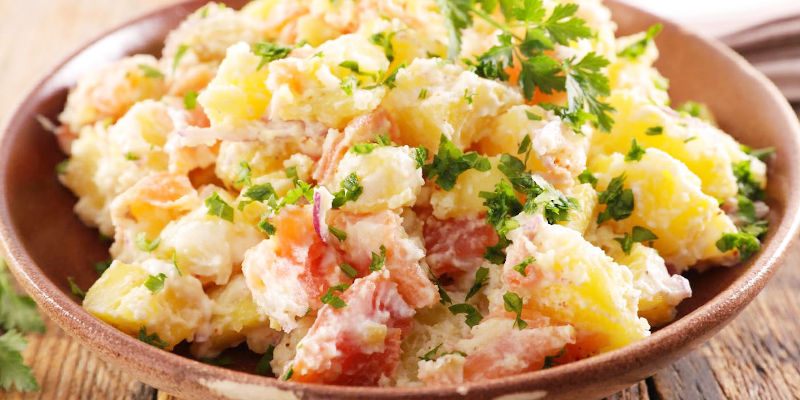 Salade de pommes de terre et saumon