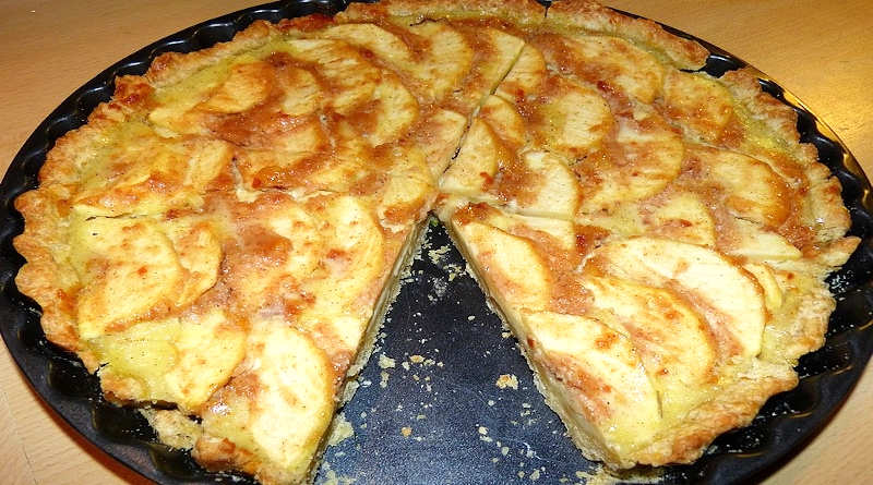 TARTE AUX POMMES CRÈME PÂTISSIÈRE