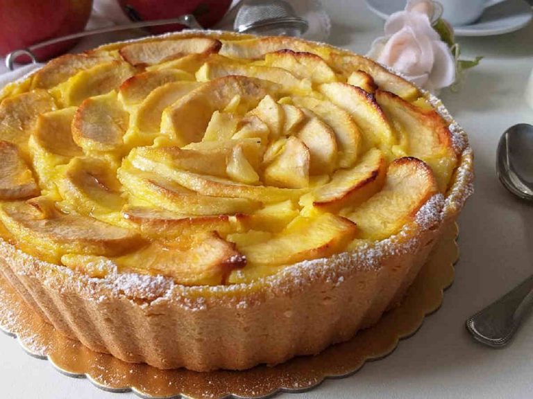 GÂTEAU MOELLEUX DE POMMES A LA RICOTTA