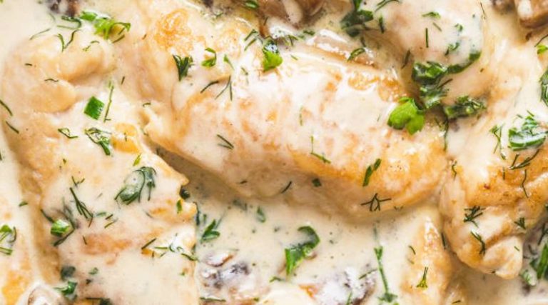 Poulet sauce crémeuse aux herbes