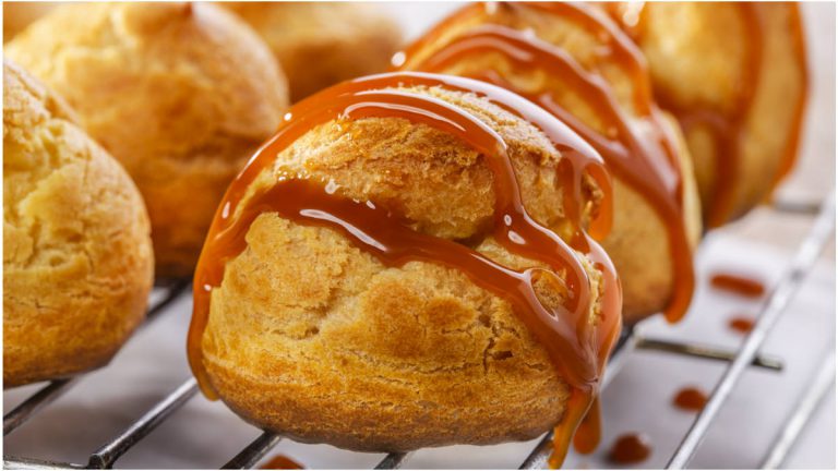 Profiteroles au caramel