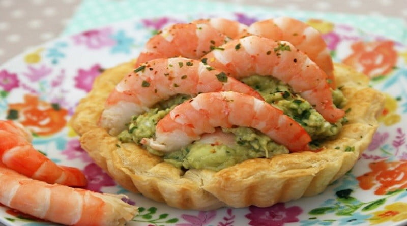 Tartelettes à la mousse de saumon et aux crevettes