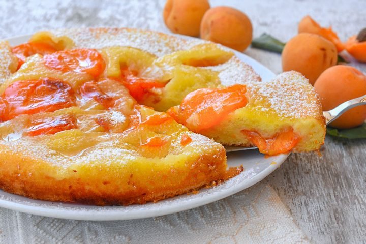 Gâteau aux abricots renversée