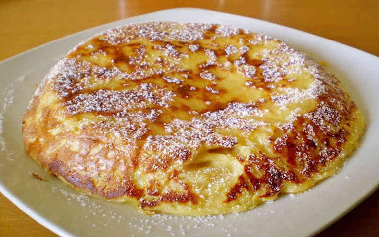 Gâteau aux pommes simplissime à la poêle