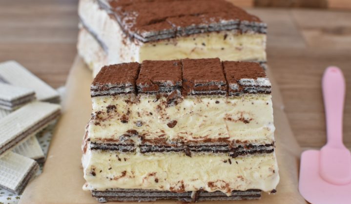 Un Dessert Italien Glace Aux Gaufrettes Sans Cuisson Wafer Semifreddo Il Reste Cremeux Meme Apres Avoir Ete Au Congelateur Allo Astuces Votre Carnet De Recettes Recettes Faciles