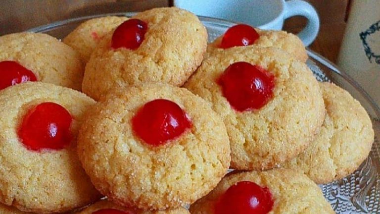 BISCUITS AUX AMANDES