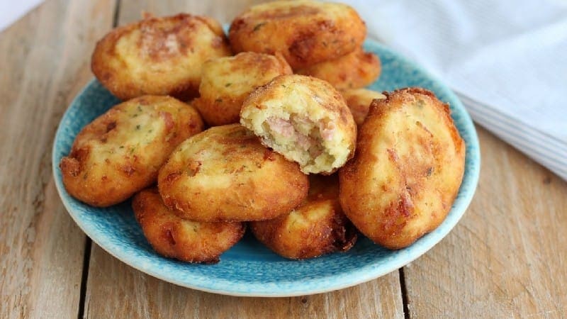 Boulettes de viande aux pommes de terre et jambon cuit