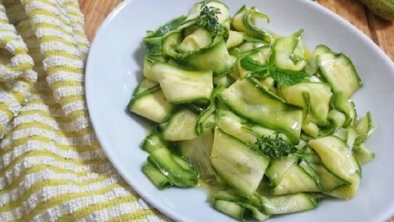 Courgettes marinées au citron