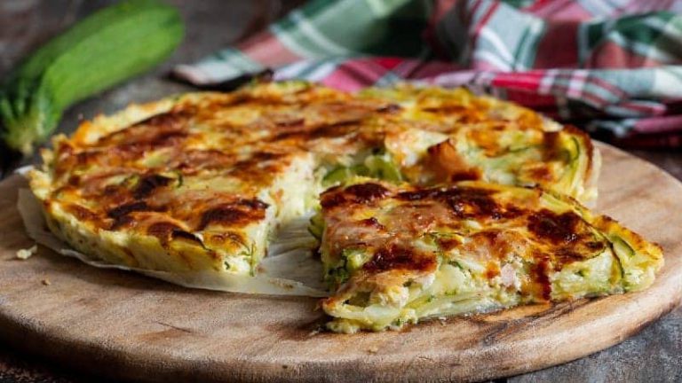 Tarte de courgettes aux pommes de terre au four