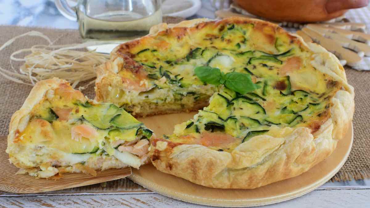 Gâteau aux courgettes et au saumon