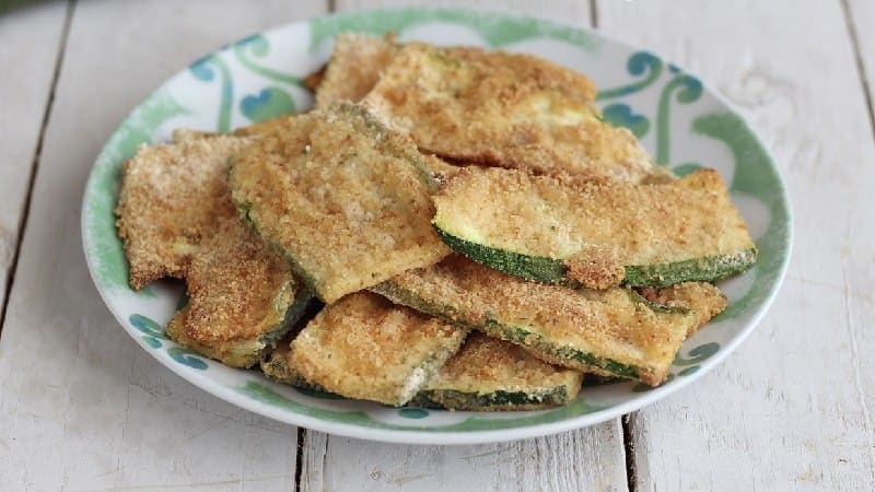 Escalopes de courgettes cuites au four