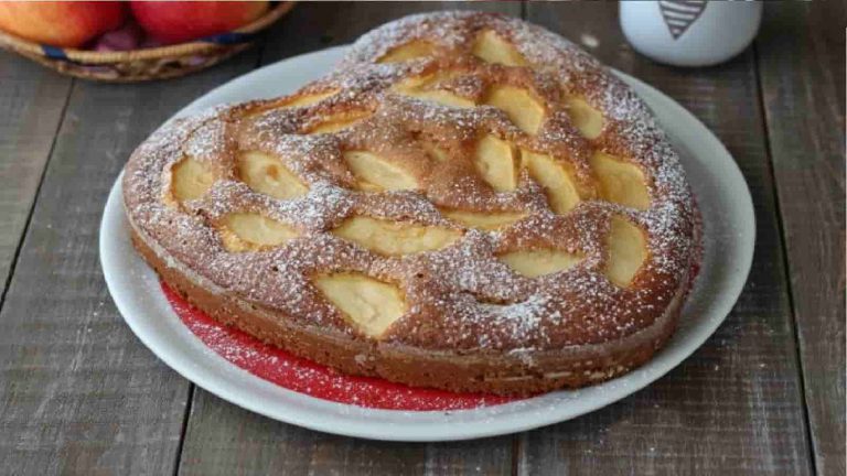 Gâteau aux pommes au lait