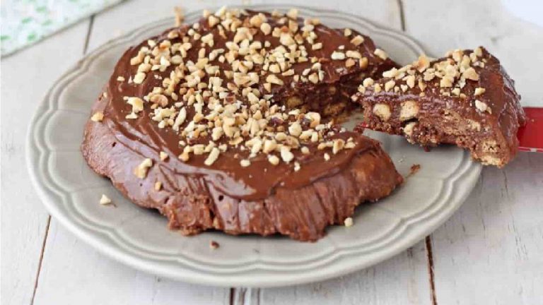 Gâteau biscuit et Nutella sans cuisson avec seulement 3 ingrédients