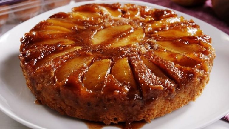 Gâteau aux pommes caramélisé