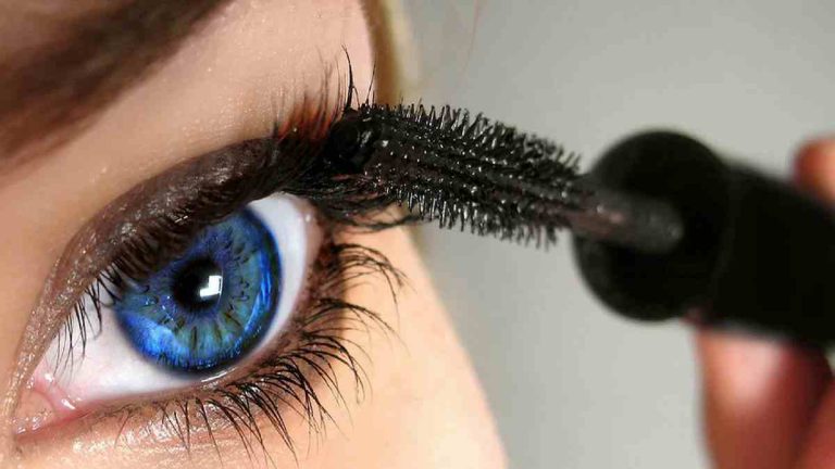 2 Recettes Pour Faire Son Mascara Soi-Même