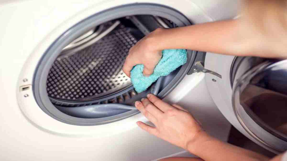 5 astuces pour débarrasser votre machine à laver de la moisissure