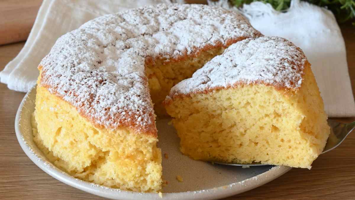 Gâteau au Yaourt Crémeux et Moelleux